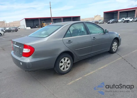 2004 Toyota Camry Le V6/Xle V6 из США, поврежденный, VIN JTDBF32K540155687